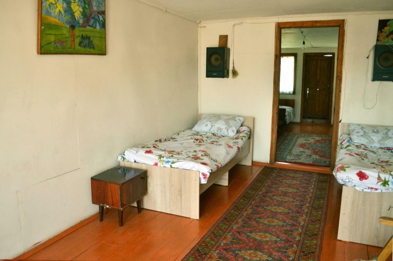 Guesthouse Bermet Tong 外观 照片